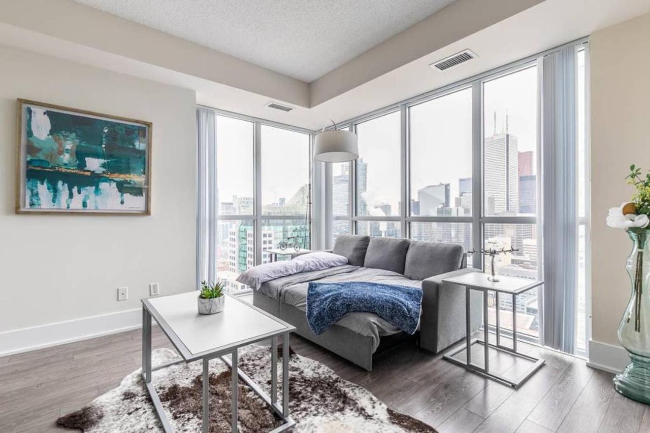 Stunning Views Of Downtown - Luxury High Rise With King Bed! Villa Toronto Esterno foto